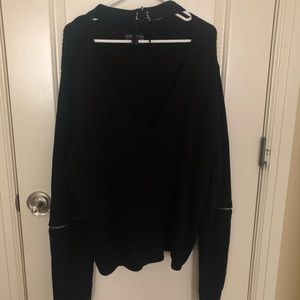 Sexy black sweater 🖤